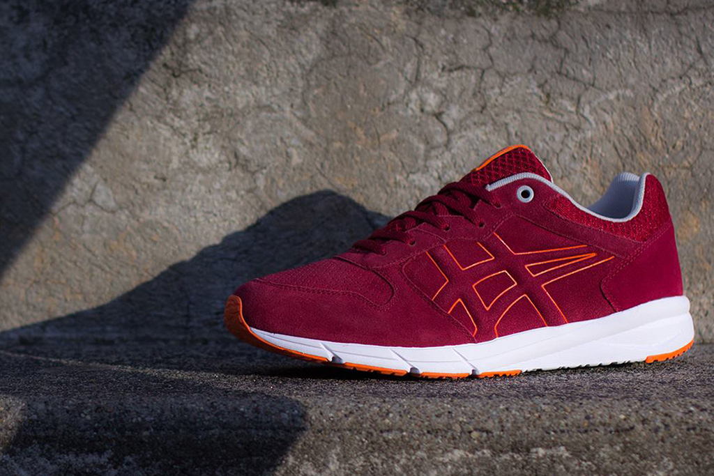 onitsuka-tiger-shaw-runner-burgundy-1