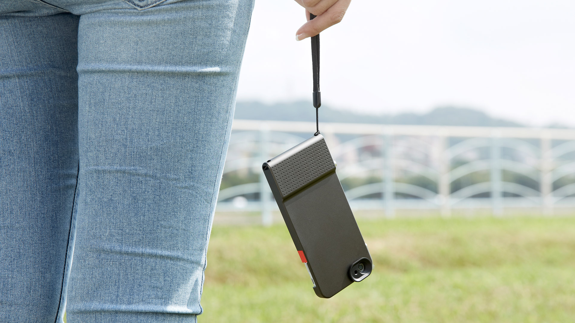 kickstarter-bg-02-slide-01