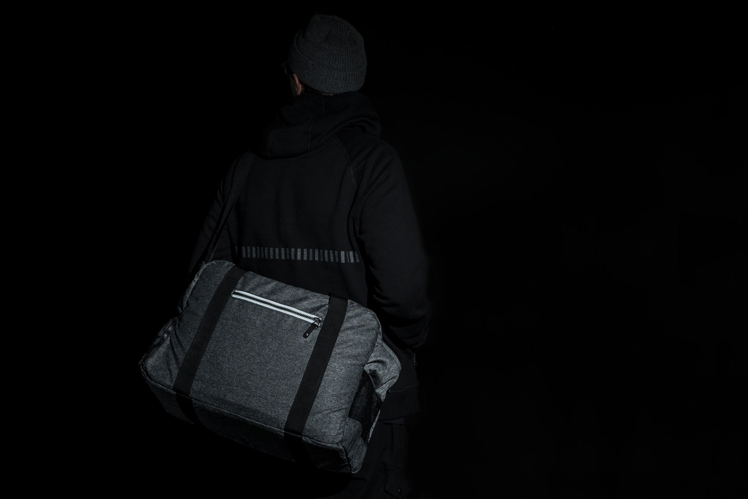 MTMzNzI3MzgyODU4MTU2MDQy