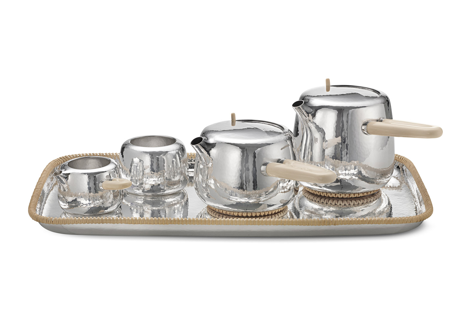Marc-Newson-tea-set_Georg-Jensen_dezeen_1568_0