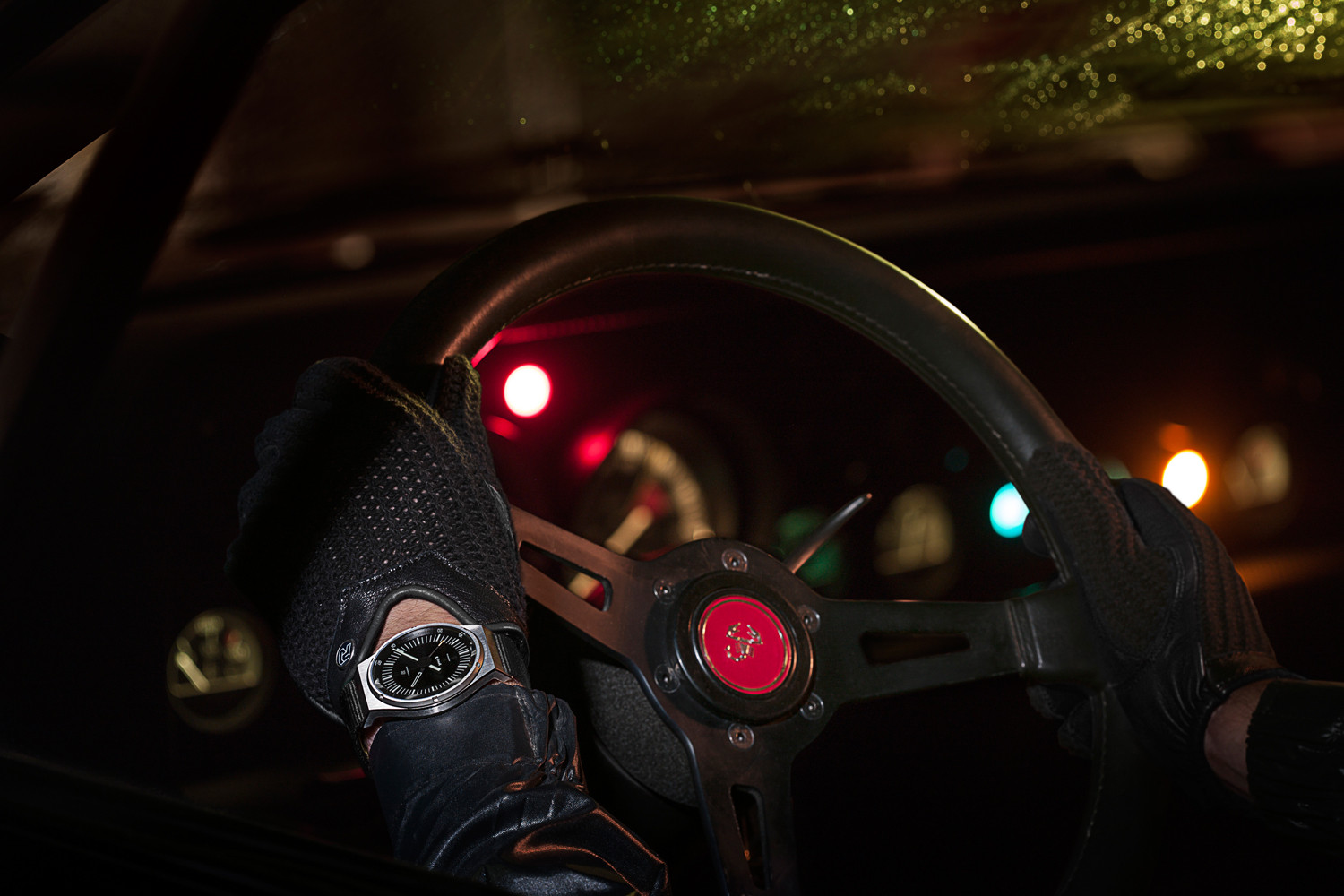 Group_B_wheel2_wht-1500x1000