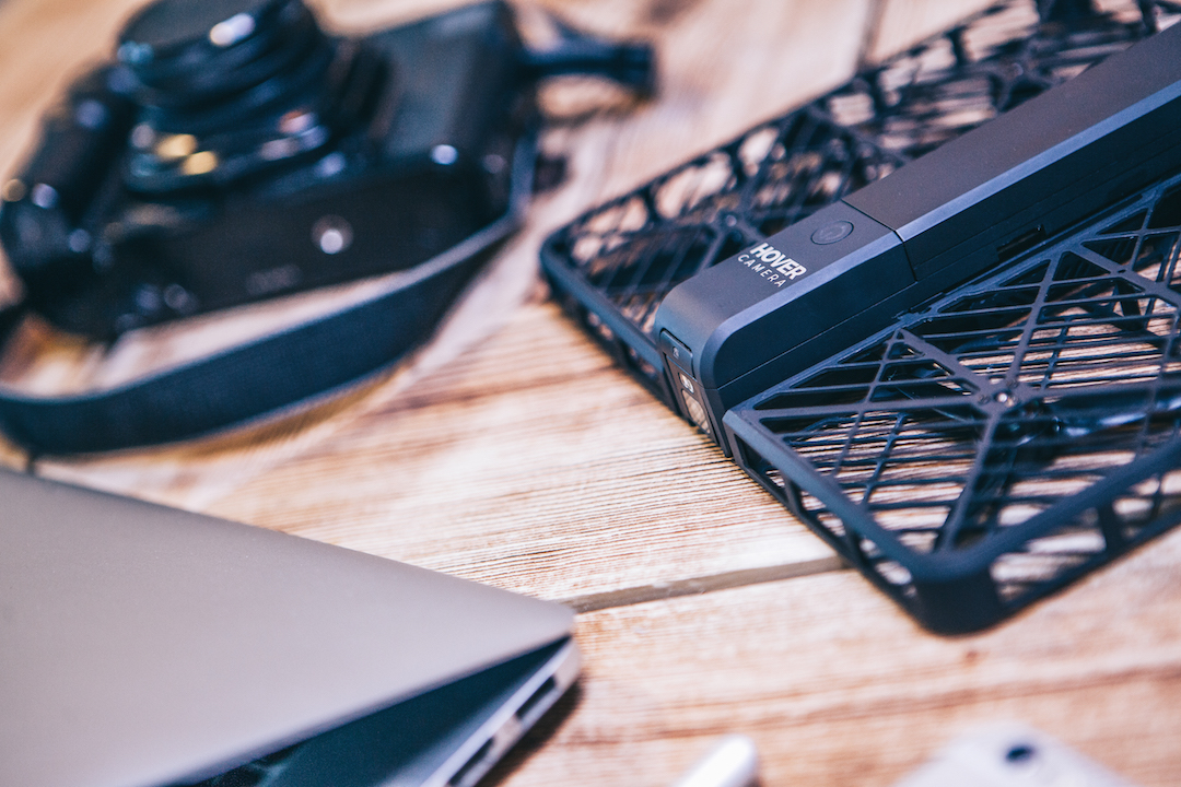 Hover Camera on table